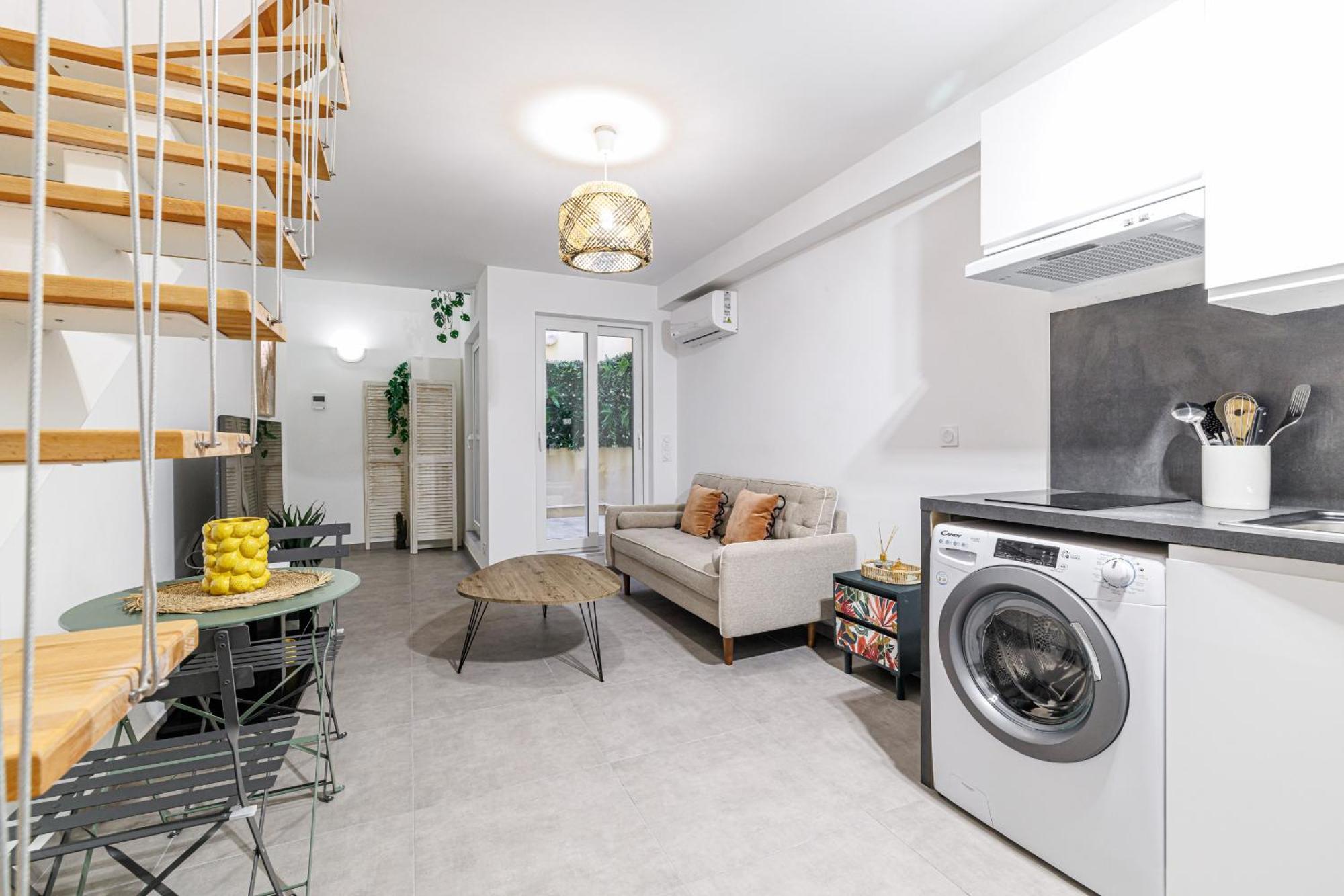 1 Bdr Duplex Downtown - Ac Appartement
